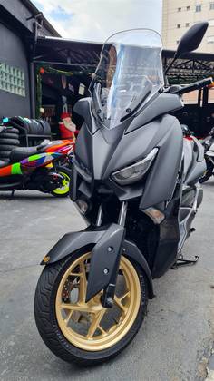 YAMAHA XMAX ABS 